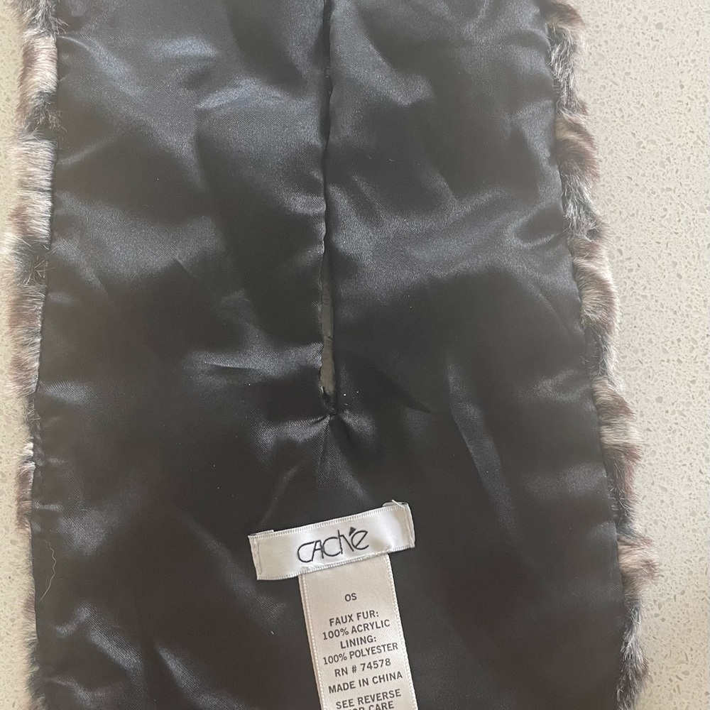 Cache scarf - Picture 4 of 4